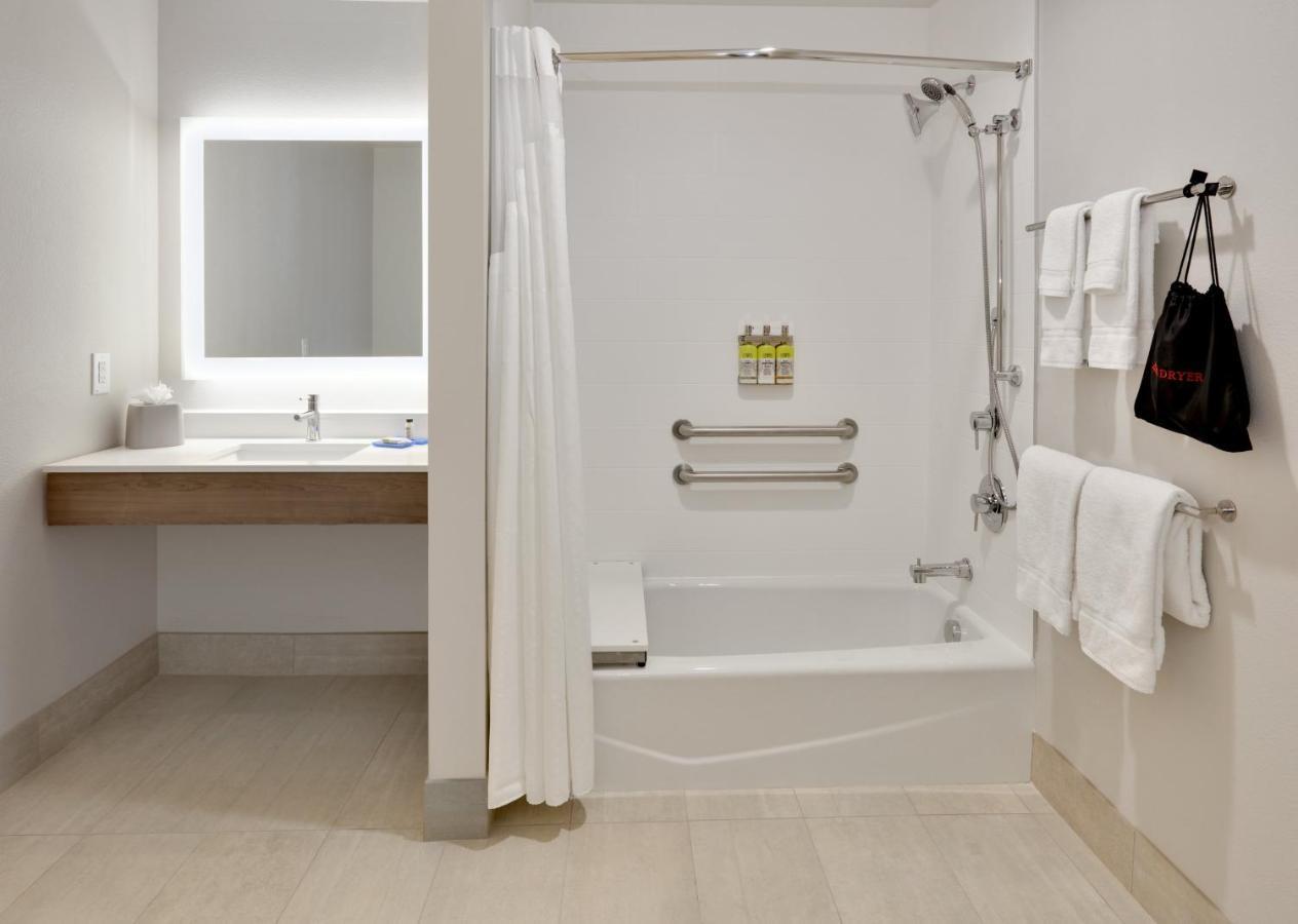 Holiday Inn Express & Suites Fort Worth North - Northlake By Ihg Kültér fotó